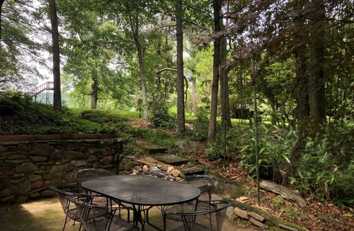 Arden House | South Asheville Solitude