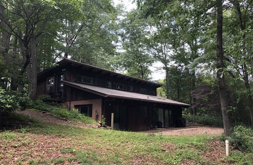 Arden House | South Asheville Solitude