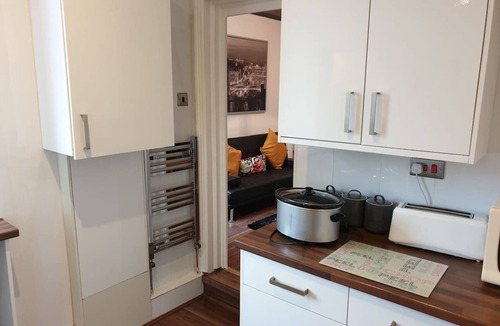 South Shields Apartment | South Shield's Hidden Gem Garnet 3 Bedroom Apartme