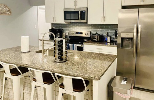 Greenville House | Southern charm home near ECU & Vidant Hospital