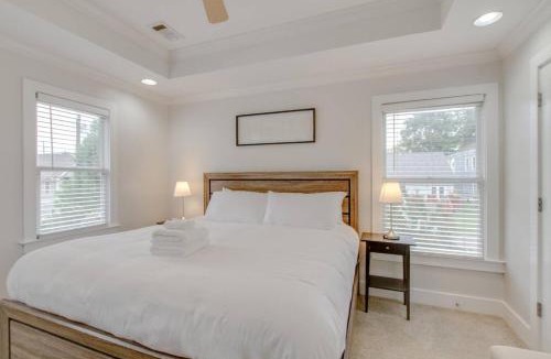 Hope Gardens House | Southern City Comfort Huge Private Backyard