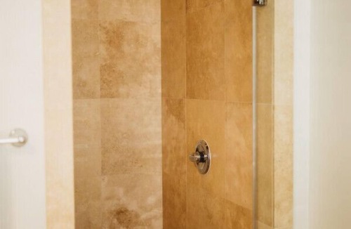 Downtown Hotel | Southern Pines The Jefferson Inn Standard 2-Queen Room