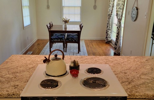 Jacksonville House | Southern Solace: relaxing 3-bedroom house in Jacksonville NC