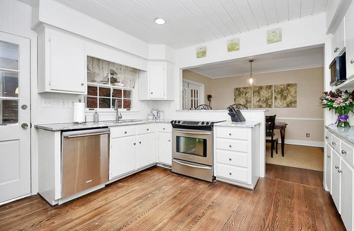 Barclay Downs House | SouthPark Comfort and Convenience 4 bed/3 bath!