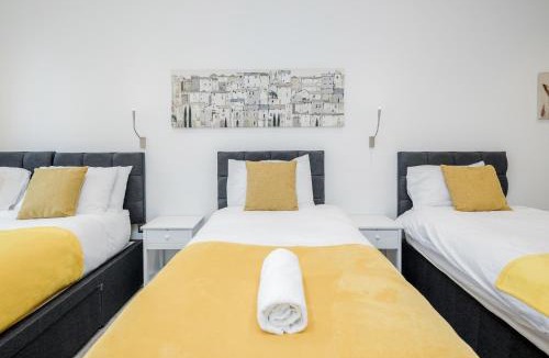 St Albans Apartment | Spacious 1 Bed Luxury St Albans Apartment - Free WiFi