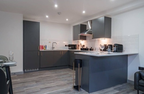 Preston Apartment | Spacious 1BED Flat in Central Preston fast WiFi