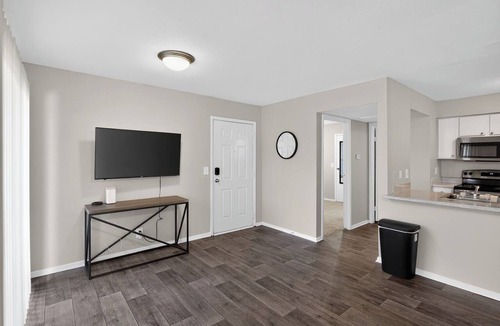 Donelson Apartment | Spacious 2-bedroom near downtown Nashville