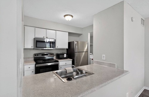 Donelson Apartment | Spacious 2-bedroom near downtown Nashville