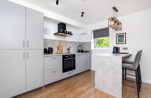 Liberton Apartment | Spacious 2BR - Parking Near Edinburgh City Centre