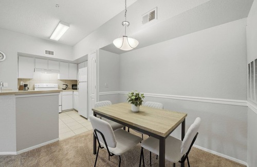 Winter Springs Apartment | Spacious 2BR with Open Layout