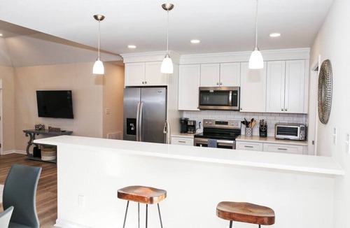 Westport House | Spacious 3 BR Home 2 Minutes to Lake Norman