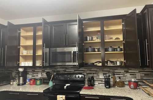 Greensboro House | Spacious 3 level Townhome in prime location! Tvs & fans in all 4 bedrooms!