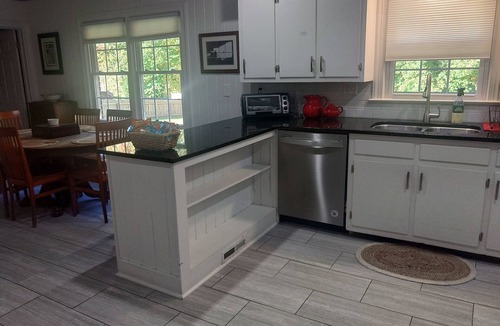 Winston - Salem House | Spacious 4-bedroom house in charming Winston-Salem with WiFi and fenced in yard.
