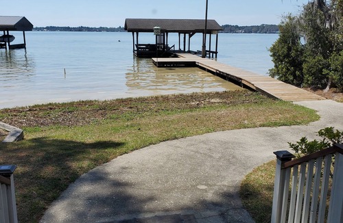 White Lake House | Spacious 5-bedroom lakefront house in White Lake, NC.
