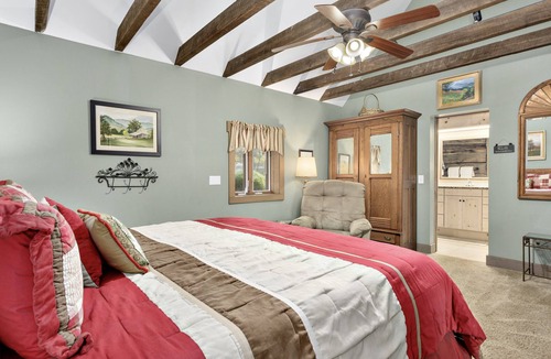 Burnsville Cabin | Spacious, Family Friendly, Luxury Hot Tub, Fireplaces, Theater Room, Pool Table