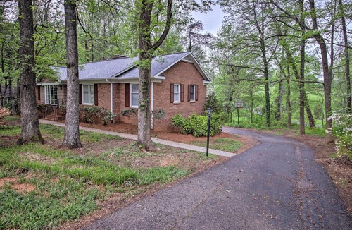 Lewisville House | Spacious Family Home - 17 Miles to Winston-Salem!