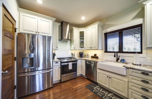 Glenville House | Spacious Glenville Home w/Fire Pit + Lake Access