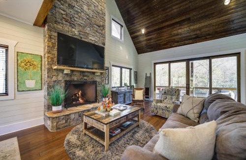 Glenville House | Spacious Glenville Home with Fire Pit and Lake Access