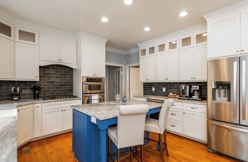 Kernersville House | Spacious Home Great for Holidays;Sleeps 20;Hot Tub; Gym; Pool; Game Room;