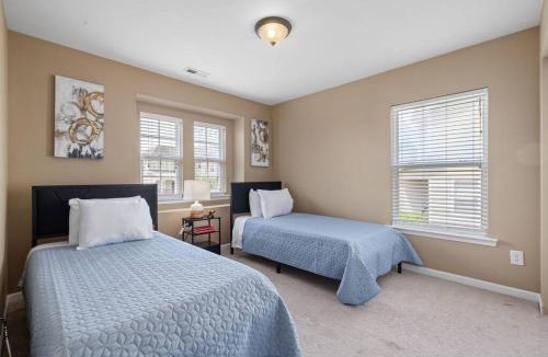Southeast Raleigh House | Spacious Home, Large Groups, 5mi from DT Raleigh!