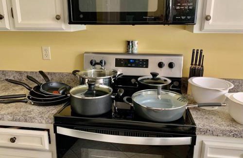 Durham House | *Spacious King Suite- central to Duke/UNC/Airport