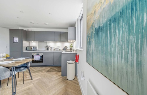 The Westside Apartment | Spacious & Modern 2BED Apartment in Birmingham