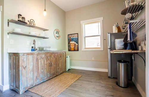 Huston - Courtland Apartment | Spacious Montford Hideaway, Covered Deck, Private & Quiet, Short Walk Downtown