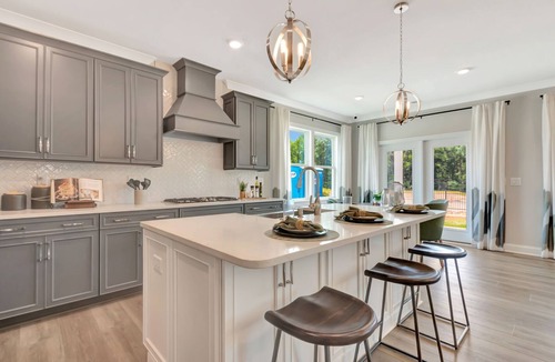 Steele Creek House | Spacious New Build Family House in Charlotte 10 Minutes from Lake Wylie