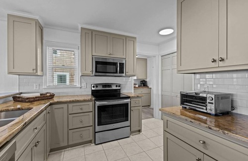 Atlantic Beach Cottage | Spacious Oceanfront Vacation Home on Ocean Ridge Drive Atlantic NC