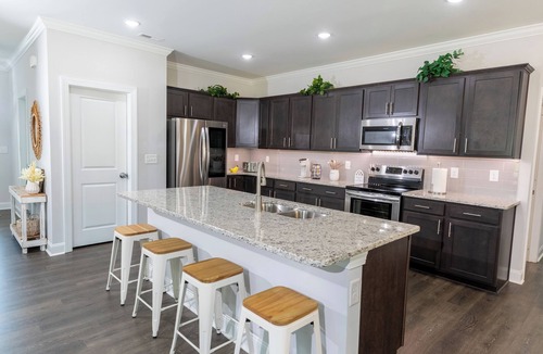 Lemon Springs House | Spacious, Serene Modern Farmhouse near golf course