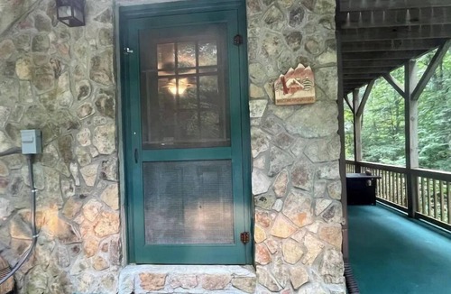 Blowing Rock Cabin | Spacious suite surrounded by nature with living room, fireplace, porch, fire pit