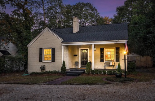 Summerville House | Spacious Summerville Cottage