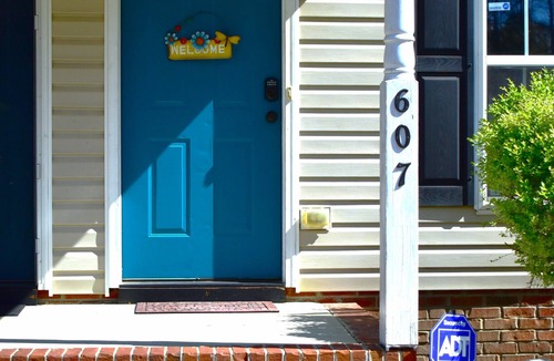 Westover House | Spacious Townhouse in the ❤ of Fayetteville