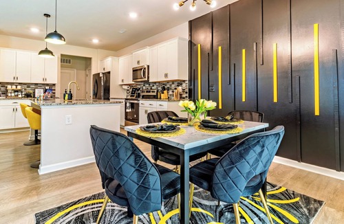 Southeast Raleigh House | Special Deal! Luxury Raleigh 4bd HOME, Sleeps 6,Baby & pet, 15min DT,EV Charger