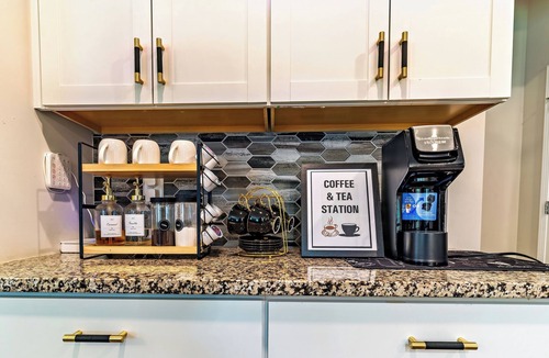 Southeast Raleigh House | Special Deal! Luxury Raleigh 4bd HOME, Sleeps 6,Baby & pet, 15min DT,EV Charger