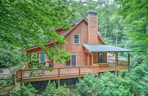Sapphire House | Spectacular Creek-side Mountain Home with Private Trail to Panthertown Valley