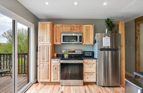 Skyland House | Spectacular Views! Hot Tub-10 mins from Dwntwn Asheville-Huge Fenced Yard!