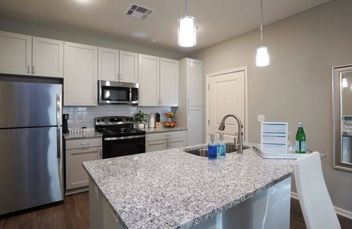 University Place Apartment | Spire 2BD 21 - Two Bedroom Apartment, Sleeps 4