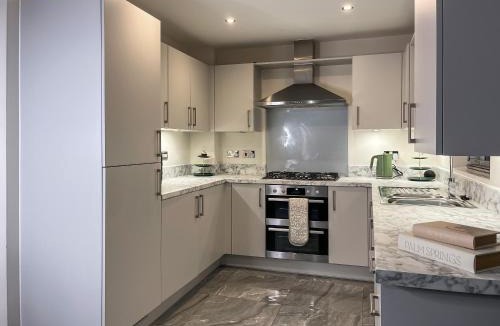 Guide House | Spring Gardens