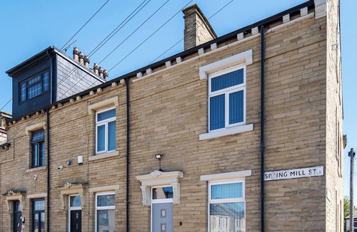 Bradford House | Springmill Gem