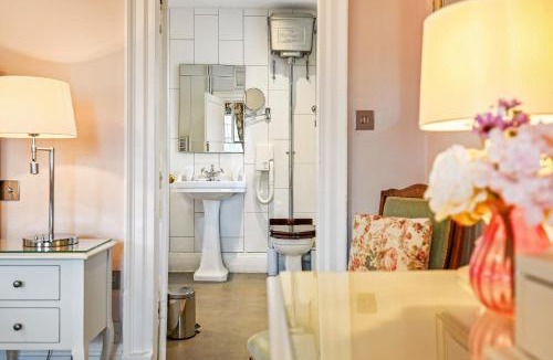 Steyning House | Springwells House