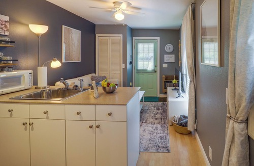 Spruce Pine Apartment | Spruce Pine Studio Near Blue Ridge Parkway!