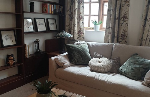 Bedford House | St Cuthbert's Keep, luxury accommodation in the heart of Bedford