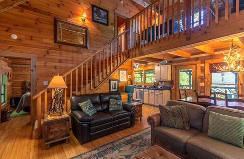 Sugar Grove Cabin | St Johns Ridge - Heart of Valle Crucis - Hot Tub- Firepit - River and Mountain Views