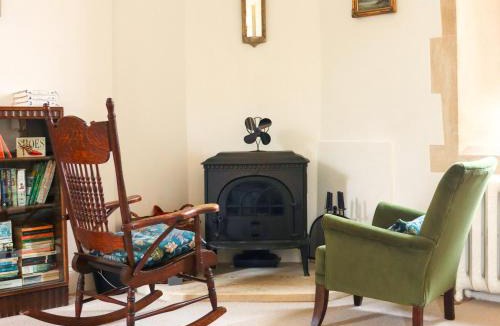 Highway House | St Peters