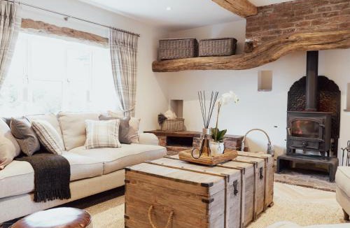 Sutton House | Stag Cottage