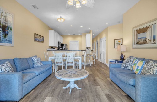Yaupon Beach Condo | Star Fish: Ocean View Condo with Pool and Hot Tub