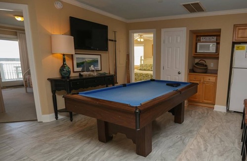 Colington House | Star Gazer - Wake up to an Outer Banks sunrise from this luxurious oceanfront home