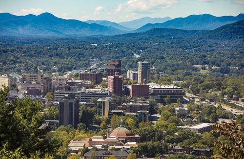 Asheville House | Stay Comfortably: 2 Spacious Rooms Kitchen Perfect for Family Extended Stays