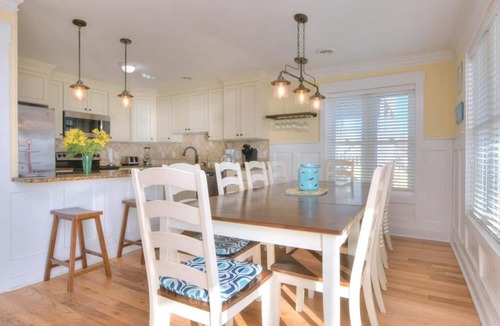 Long Beach House | Stay Salty: Oceanfront 4BR, Dog Friendly, Sleeps 12